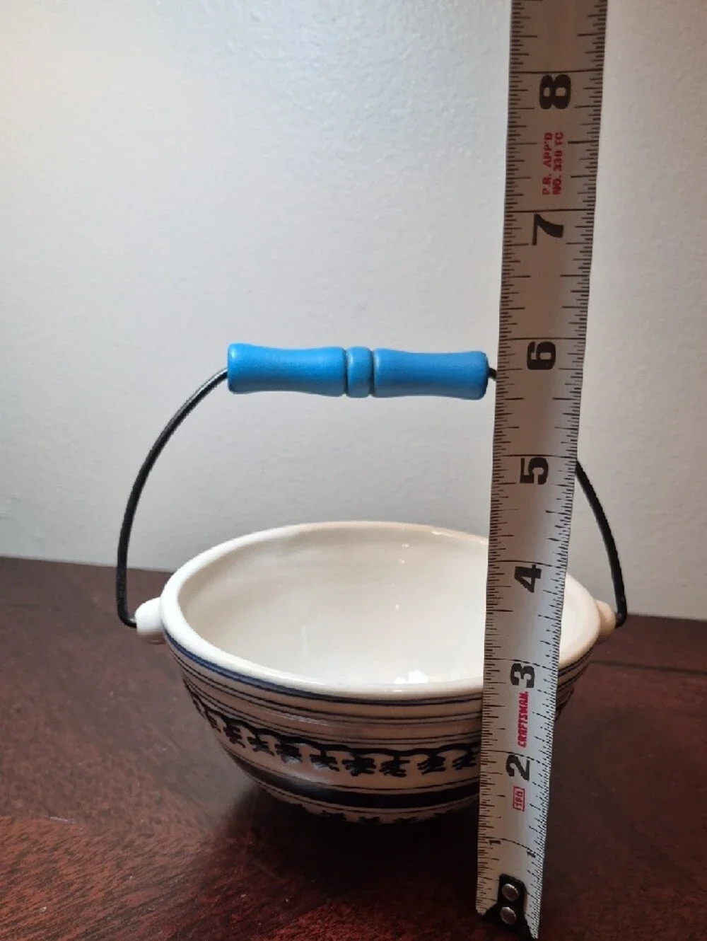 Classic THT DESIGN‎ White and Navy Ceramic Mixing Bowl with Handles